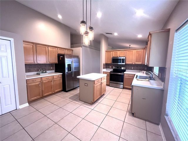 488 WINDING HOLLOW AVENUE, Ocoee, FL 34761