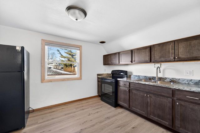 2545 S 60th STREET, West Allis, WI 53219