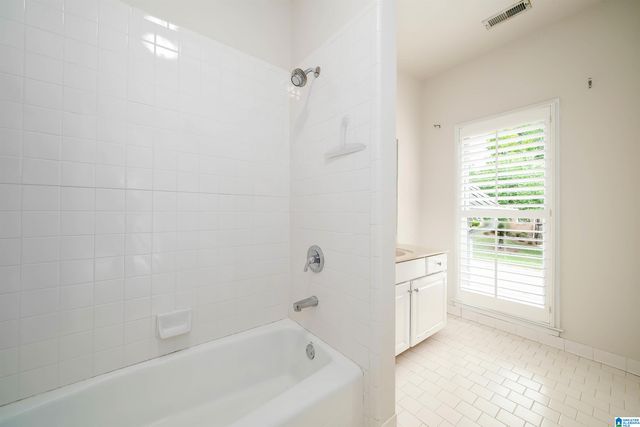 2551 IVY GLENN DRIVE, Vestavia Hills, AL 35243