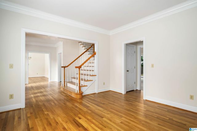 2551 IVY GLENN DRIVE, Vestavia Hills, AL 35243