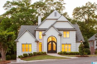 2551 IVY GLENN DRIVE, Vestavia Hills, AL 35243