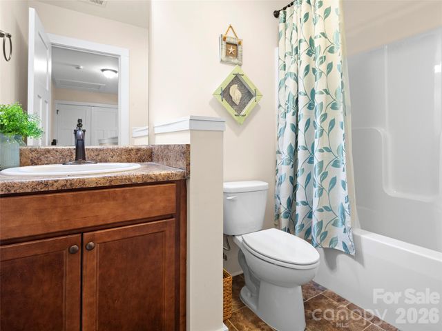 101 Monmouth Way, Candler, NC 28715
