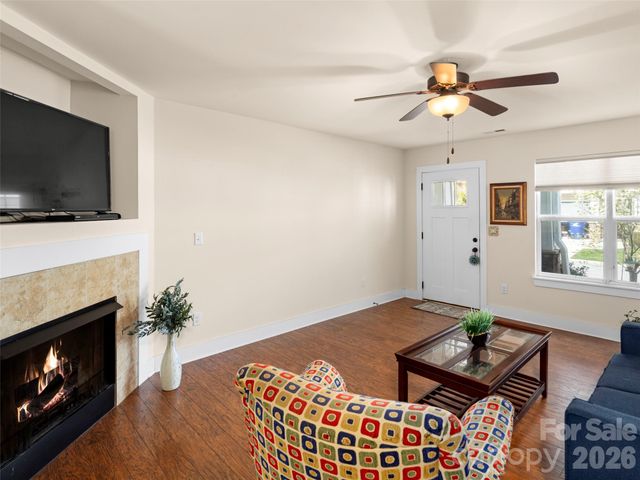 101 Monmouth Way, Candler, NC 28715