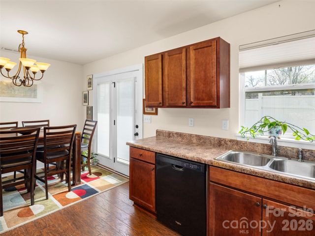 101 Monmouth Way, Candler, NC 28715