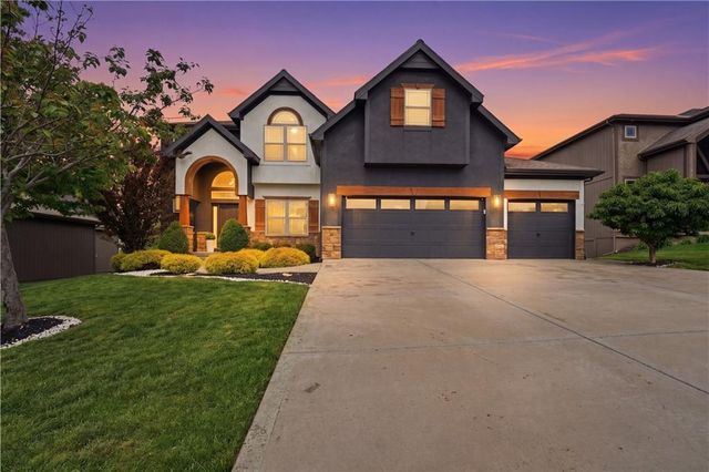 10110 NE 103rd Street, Kansas City, MO 64157