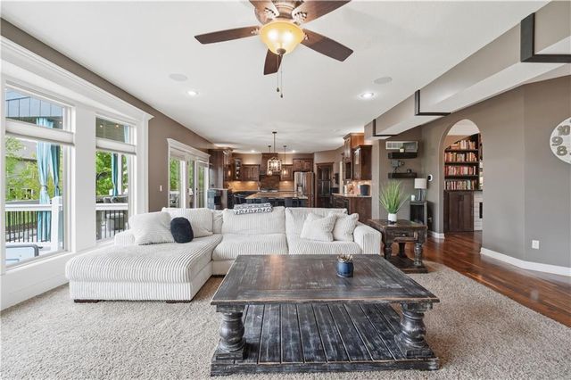 10110 NE 103rd Street, Kansas City, MO 64157