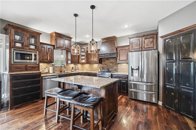 10110 NE 103rd Street, Kansas City, MO 64157