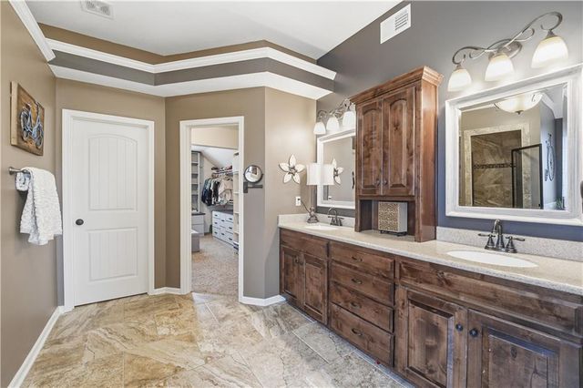 10110 NE 103rd Street, Kansas City, MO 64157