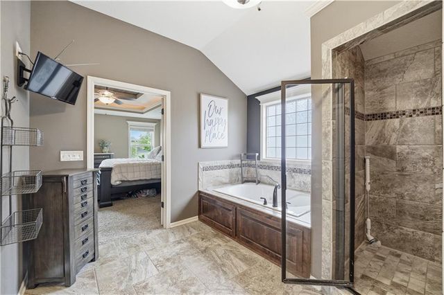 10110 NE 103rd Street, Kansas City, MO 64157