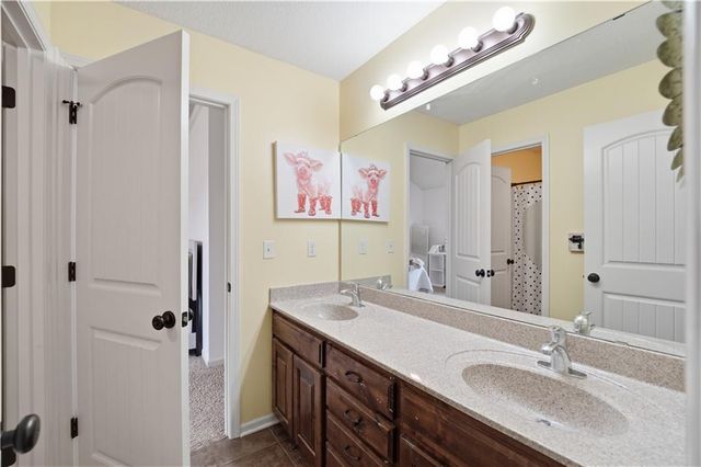 10110 NE 103rd Street, Kansas City, MO 64157