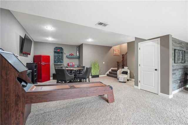 10110 NE 103rd Street, Kansas City, MO 64157