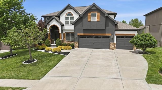 10110 NE 103rd Street, Kansas City, MO 64157