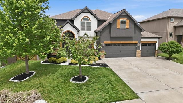10110 NE 103rd Street, Kansas City, MO 64157
