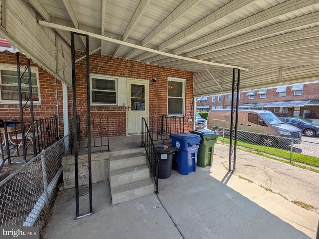 3018 E LARUE SQ E, Baltimore, MD 21225