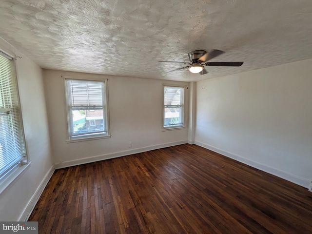 3018 E LARUE SQ E, Baltimore, MD 21225
