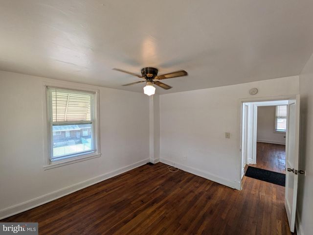 3018 E LARUE SQ E, Baltimore, MD 21225