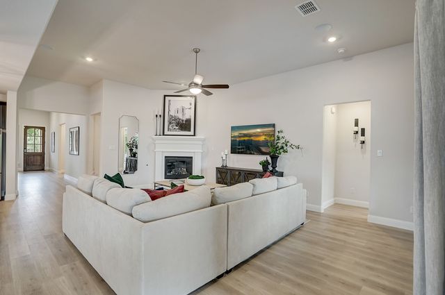 542 Chatham Street, Oak Point, TX 75068
