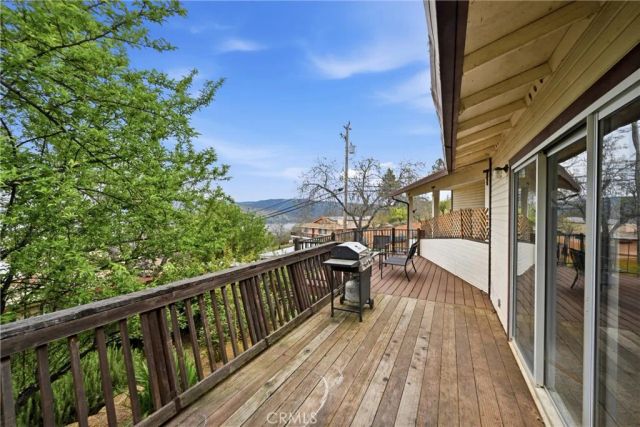 3003 Riviera Heights, Kelseyville, CA 95451