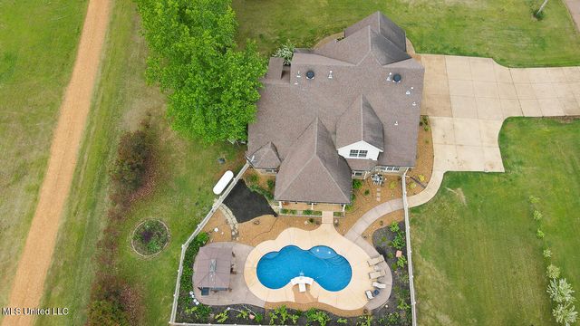 7401 Michael Drive, Hernando, MS 38632