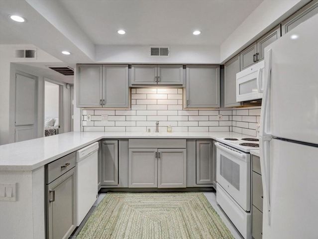 1455 Sunflower Circle S, Palm Springs, CA 92262