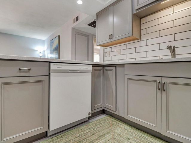 1455 Sunflower Circle S, Palm Springs, CA 92262