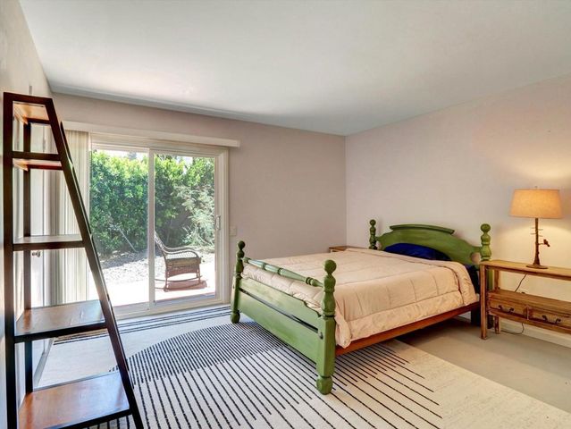 1455 Sunflower Circle S, Palm Springs, CA 92262