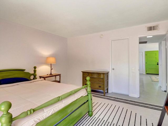 1455 Sunflower Circle S, Palm Springs, CA 92262