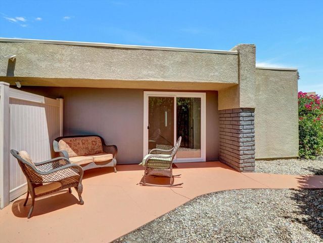 1455 Sunflower Circle S, Palm Springs, CA 92262