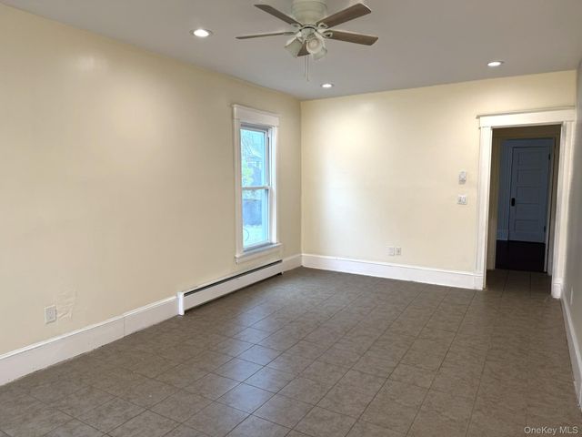 8 Fox Terrace, Poughkeepsie, NY 12603