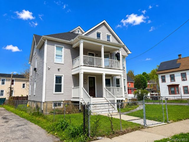 8 Fox Terrace, Poughkeepsie, NY 12603