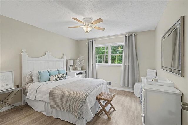 2204 Pine Point Drive, Lawrenceville, GA 30043