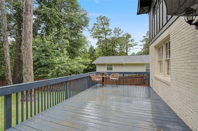 2204 Pine Point Drive, Lawrenceville, GA 30043