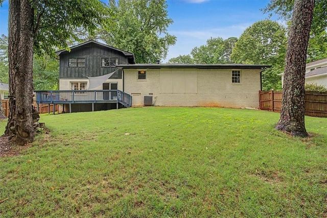 2204 Pine Point Drive, Lawrenceville, GA 30043