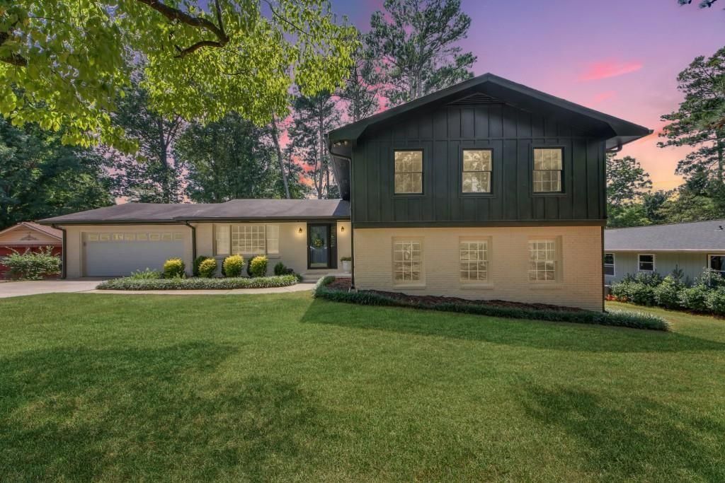 2204 Pine Point Drive, Lawrenceville, GA 30043