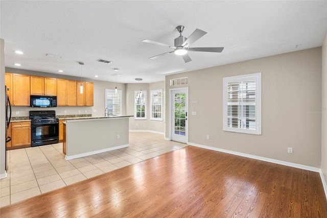 5906 BEACONPARK STREET, Lithia, FL 33547