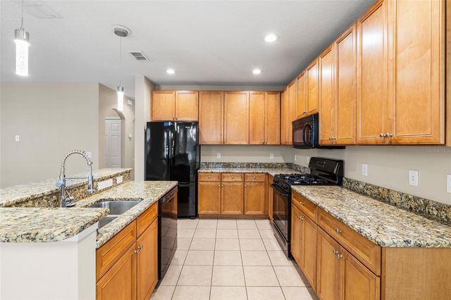 5906 BEACONPARK STREET, Lithia, FL 33547