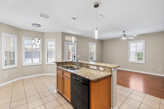 5906 BEACONPARK STREET, Lithia, FL 33547