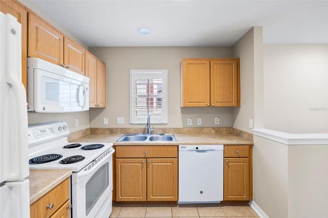 5906 BEACONPARK STREET, Lithia, FL 33547