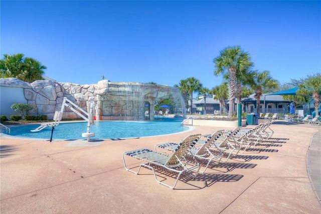 5906 BEACONPARK STREET, Lithia, FL 33547