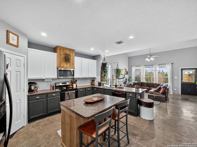9839 Mill Path, San Antonio, TX 78254