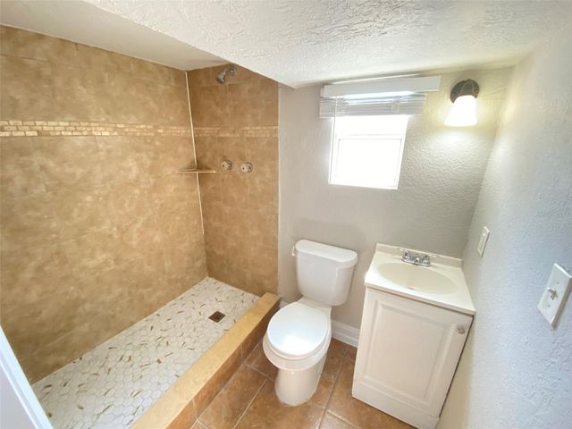 812 W LIVINGSTON STREET B, Orlando, FL 32805