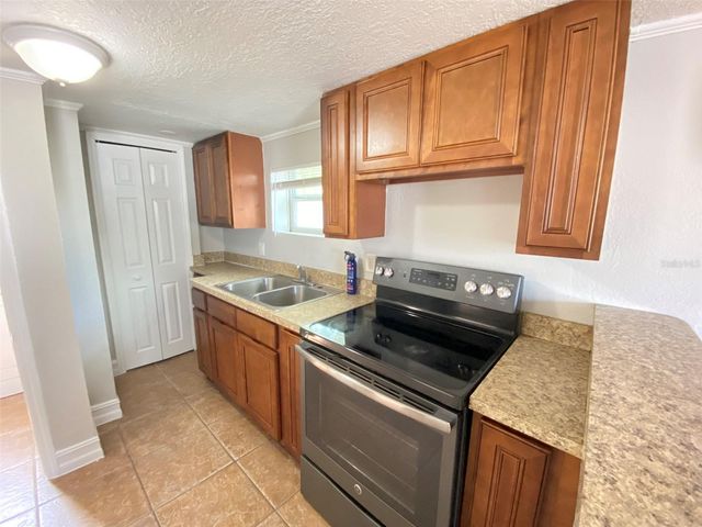 812 W LIVINGSTON STREET B, Orlando, FL 32805