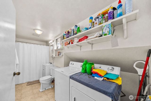 246 4th Avenue NW, Puyallup, WA 98371