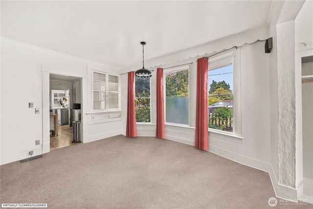 246 4th Avenue NW, Puyallup, WA 98371