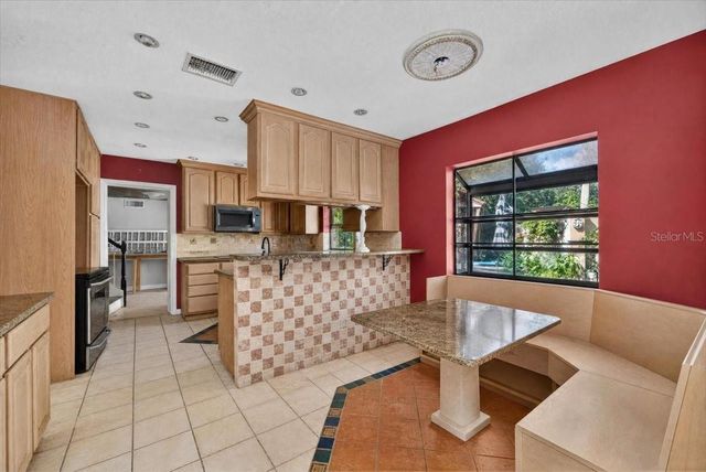 114 W DAVIS BOULEVARD, Tampa, FL 33606