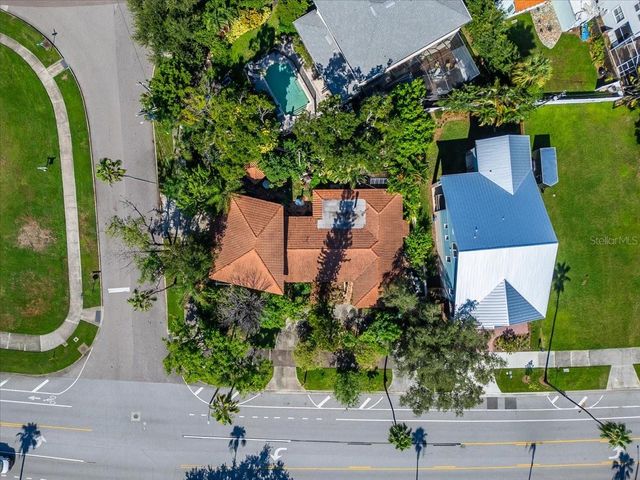 114 W DAVIS BOULEVARD, Tampa, FL 33606
