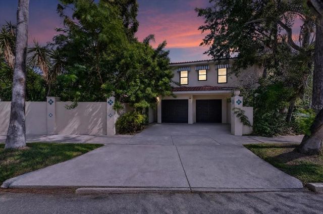 114 W DAVIS BOULEVARD, Tampa, FL 33606
