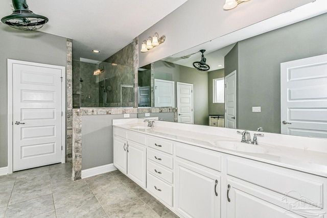 7992 Majestic Cypress Dr, Milton, FL 32583