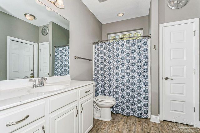 7992 Majestic Cypress Dr, Milton, FL 32583