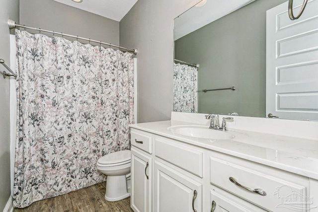 7992 Majestic Cypress Dr, Milton, FL 32583